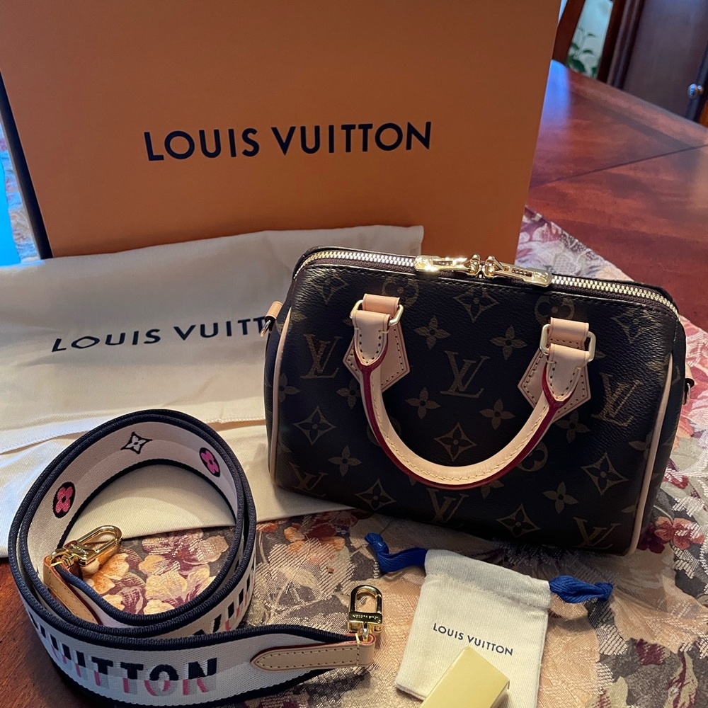 Beautiful Speedy Bandouliere 20!